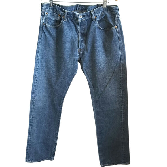 Levis 501 Button Fly Jean Regular Wash Mens 38 - Picture 1 of 5